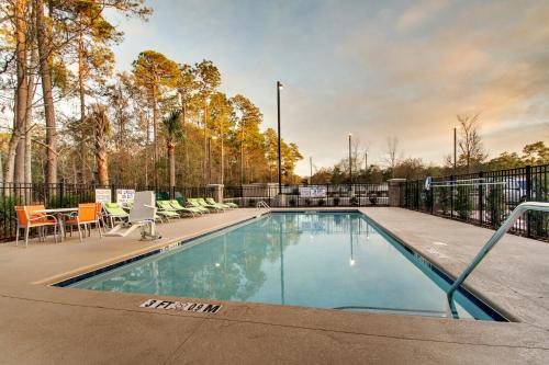 Úszómedence, Holiday Inn Express & Suites Charleston NE Mt Pleasant US17 By IHG in Mount Pleasant (Dél-Karolina)