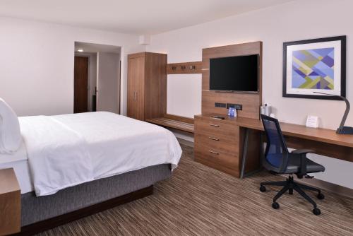 Holiday Inn Express Hotel and Suites Mesquite, an IHG Hotel