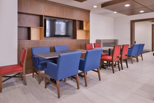 Holiday Inn Express Hotel and Suites Mesquite By IHG - 식음료(F&B)
