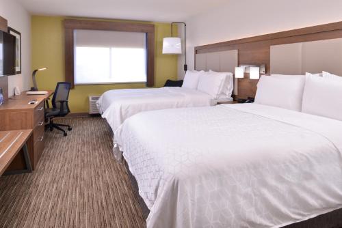 Holiday Inn Express Hotel and Suites Mesquite, an IHG Hotel