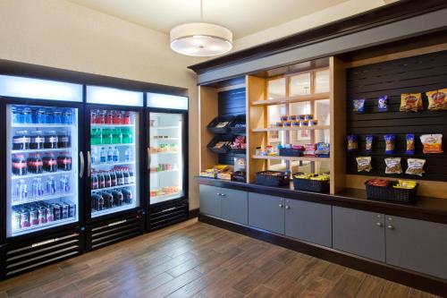 Holiday Inn Express Hotel & Suites Huntsville West - Research Park, an IHG Hotel in Huntsville, USA
