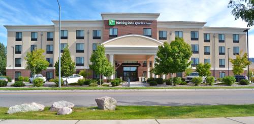 B&B Missoula - Holiday Inn Express and Suites Missoula, an IHG Hotel - Bed and Breakfast Missoula