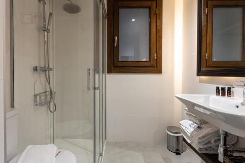 BiBo Suites Plaza Nueva - image 2