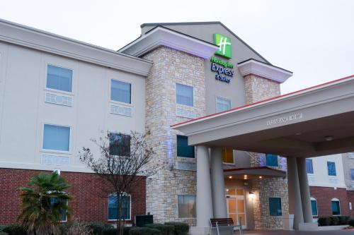 Holiday Inn Express Hotel & Suites New Boston by IHG in New Boston, USA