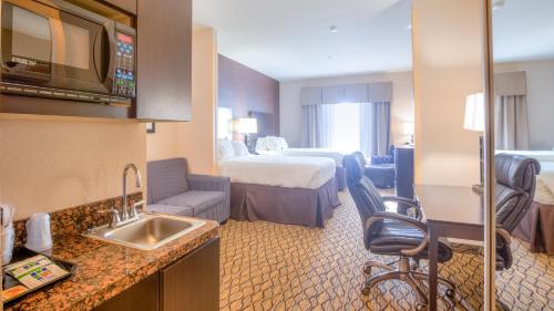 Holiday Inn Express Hotel and Suites Elk City By IHG in Elk City (Oklahoma)