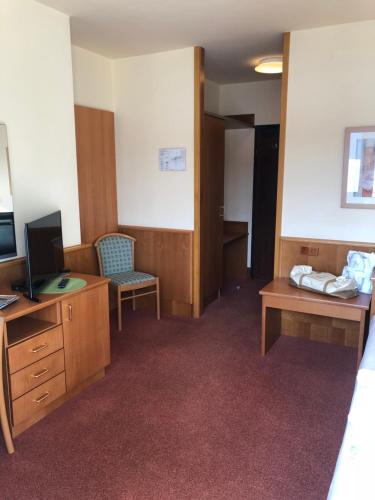 Hotel Attersee - image 7