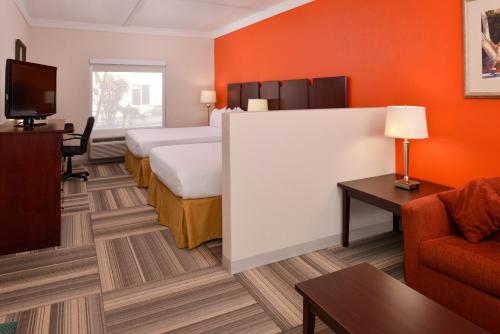 Holiday Inn Express & Suites Florida City-Gateway To Keys, an IHG Hotel