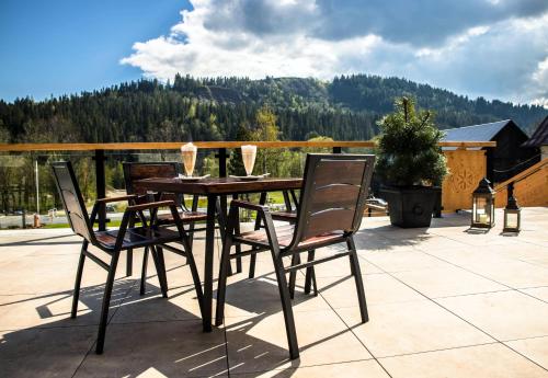 Hotel Litworowy Staw - image 2