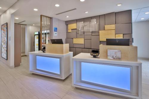 Holiday Inn Express - Auburn Hills South, an IHG Hotel