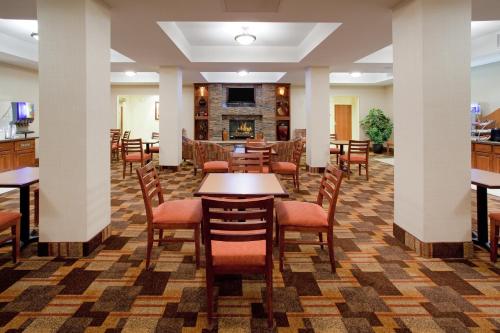 Holiday Inn Express Hotel & Suites Loveland, an IHG Hotel