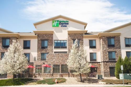 Holiday Inn Express Hotel & Suites Loveland, an IHG Hotel