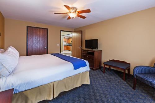 Holiday Inn Express Hotel & Suites Corpus Christi Northwest