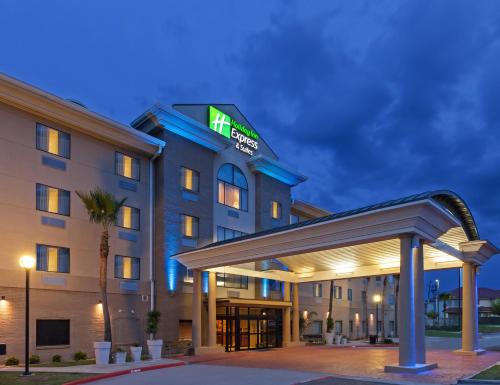 Holiday Inn Express & Suites - Laredo-Event Center Area, an IHG Hotel