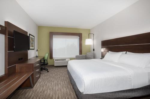 Holiday Inn Express & Suites - Sterling, an IHG Hotel