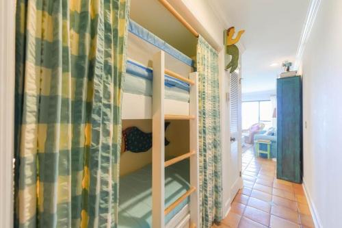 Seamist Condos - image 2