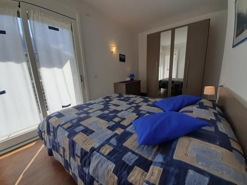 Lake View Apartment 3