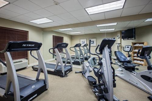 Holiday Inn Express Hotel & Suites Jackson - Flowood, an IHG Hotel