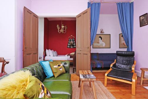 JOIVY Iconic Colorful Home on the Royal Mile, Edimburgo (foto 3)