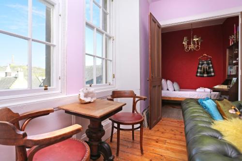 JOIVY Iconic Colorful Home on the Royal Mile, Edimburgo (foto 7)