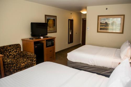 Holiday Inn Express Hotel and Suites Mason City