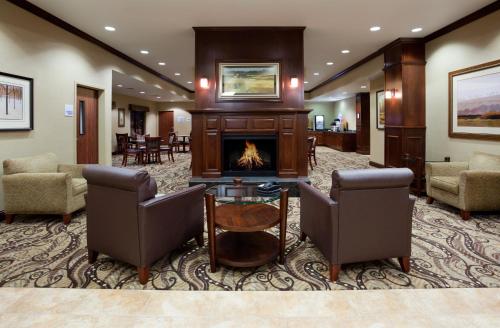 Holiday Inn Express Hotel and Suites Mason City