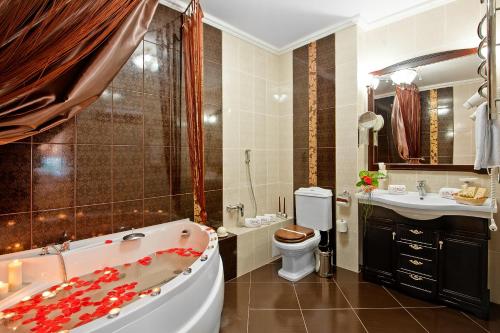 Mozart Hotel - image 12