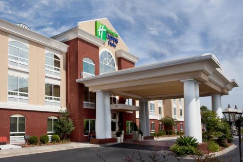 Holiday Inn Express Hotel & Suites - Sumter