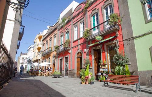 Apartment next to Arucas Cathedral with FREE parking - image 9