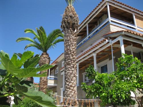 Alex - Nancy Apartments - Zaga Beach, Корони (фото 2)