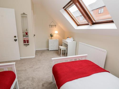 Valentines Cottage - image 9