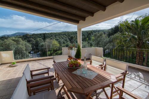 Villa Billy`s - Holidays in Nature gîte à louer Koutroúlis