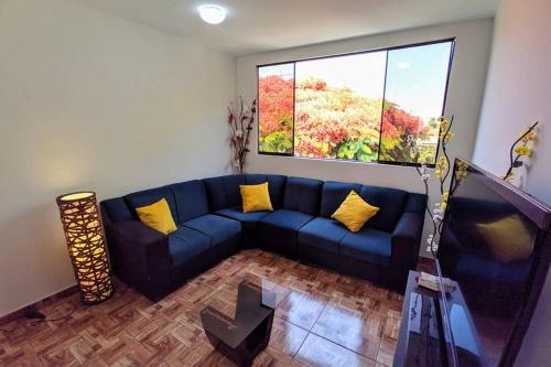 Ejercito ave. Apart (large groups)