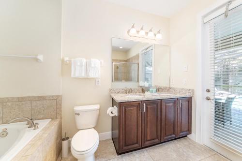 Immaculate Home with Water Park Access near Disney - 7645W - image 12