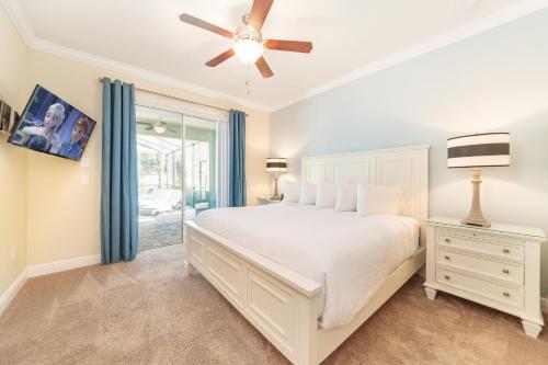 Immaculate Home with Water Park Access near Disney - 7645W - image 12