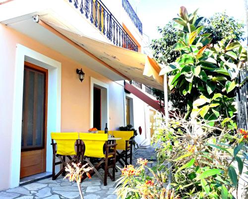  Korona Apartments in Vathy