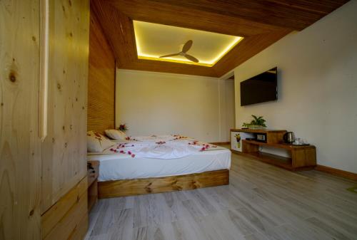 247464965 PERLA Dhangethi