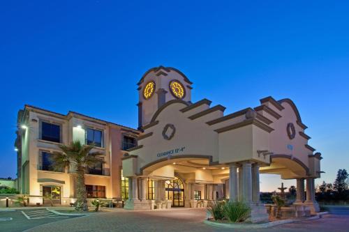 Holiday Inn Express & Suites Tucson Mall, An Ihg Hotel