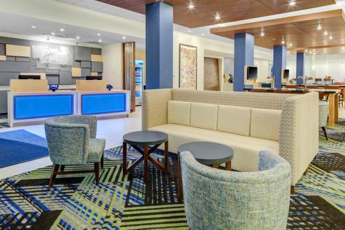 Holiday Inn Express & Suites - King George - Dahlgren, an IHG Hotel