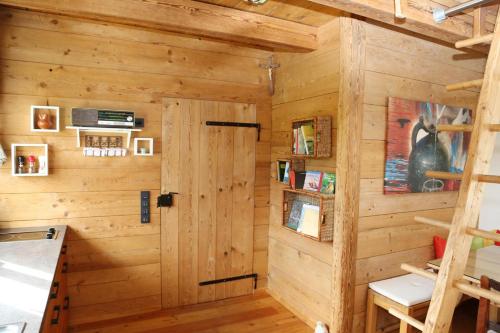 LACHGUT in Thalling, Österreich