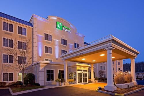 Holiday Inn Express Boston-Milford, an IHG hotel - Hotel - Milford