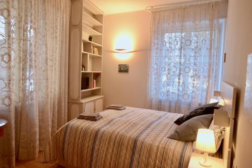 BREZZA MARINA, Rome