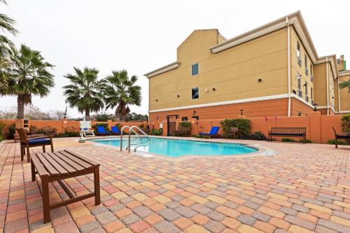 Holiday Inn Express Hotel & Suites Corpus Christi Northwest