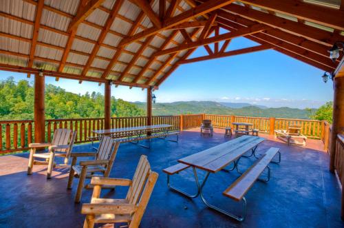 Coppertop Cabin - image 2