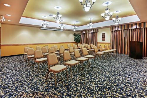 Holiday Inn Express & Suites, Corpus Christi NW, Calallen, an IHG Hotel