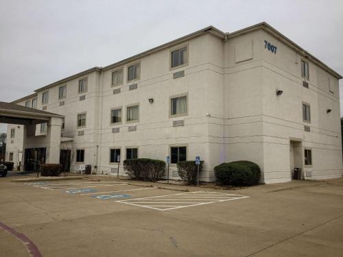 Motel 6-Woodway, TX Waco