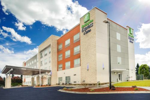 홀리데이 인 익스프레스 & 스위트 그린빌 SE - 심슨빌 바이 IHG - 숙소 외관