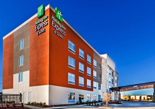 Holiday Inn Express and Suites Tulsa West / Sand Springs an IHG Hotel