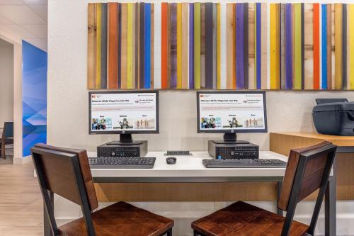 Holiday Inn Express Hotel & Suites Eau Claire North by IHG in Lake Hallie, USA