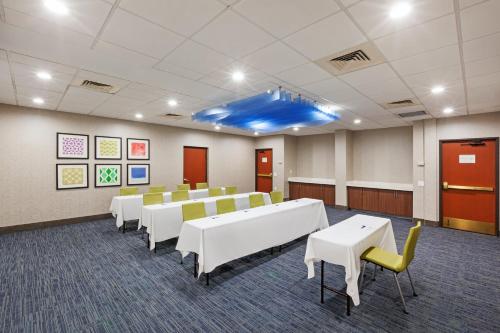 홀리데이 인 익스프레스 & 스위트 휴스턴 - 메모리얼 파크 지역 바이 IHG - 회의실/연회장