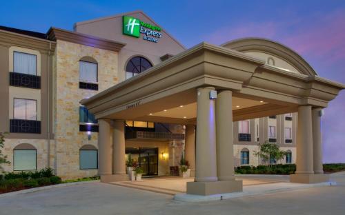 Holiday Inn Express & Suites Houston Energy Corridor-W Oaks, an IHG Hote